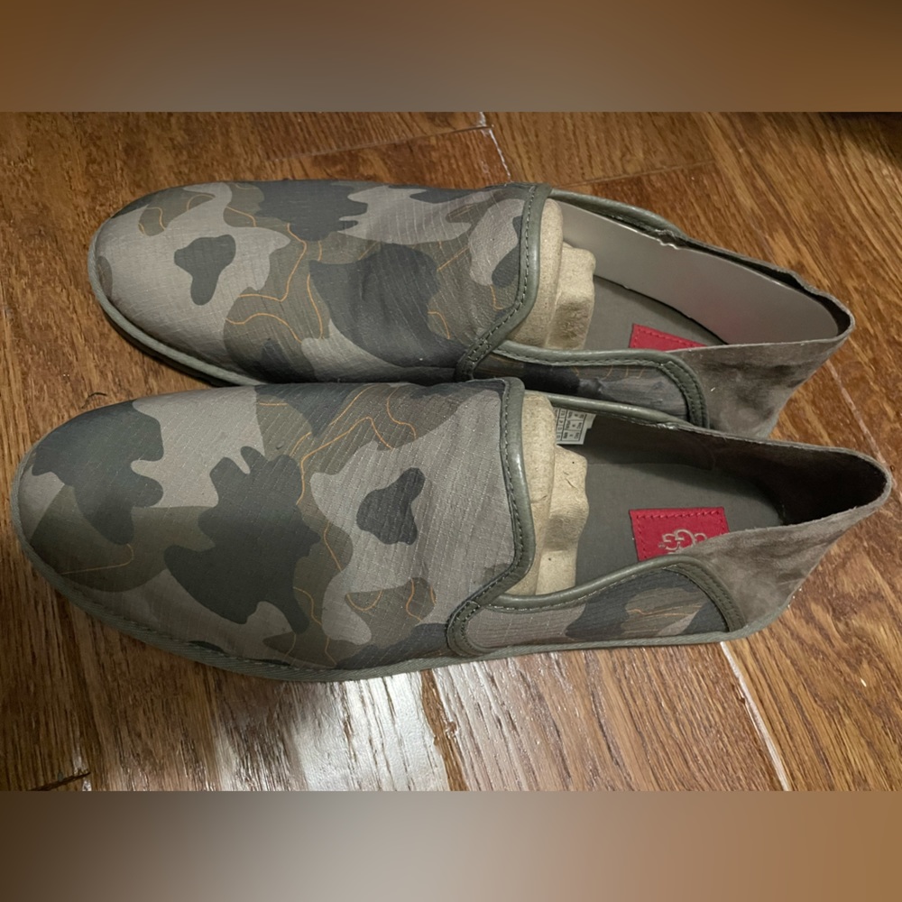 UGG Convertible Slip-On Mens Shoes Size 13 New Slippers Camo Brindle 1018462